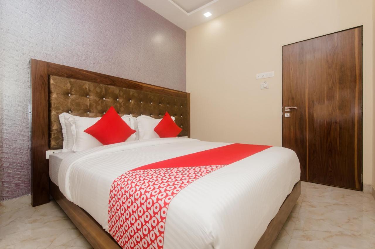 Hotel O Greenforest Near Airport Road Metro Station Mumbai Exterior foto