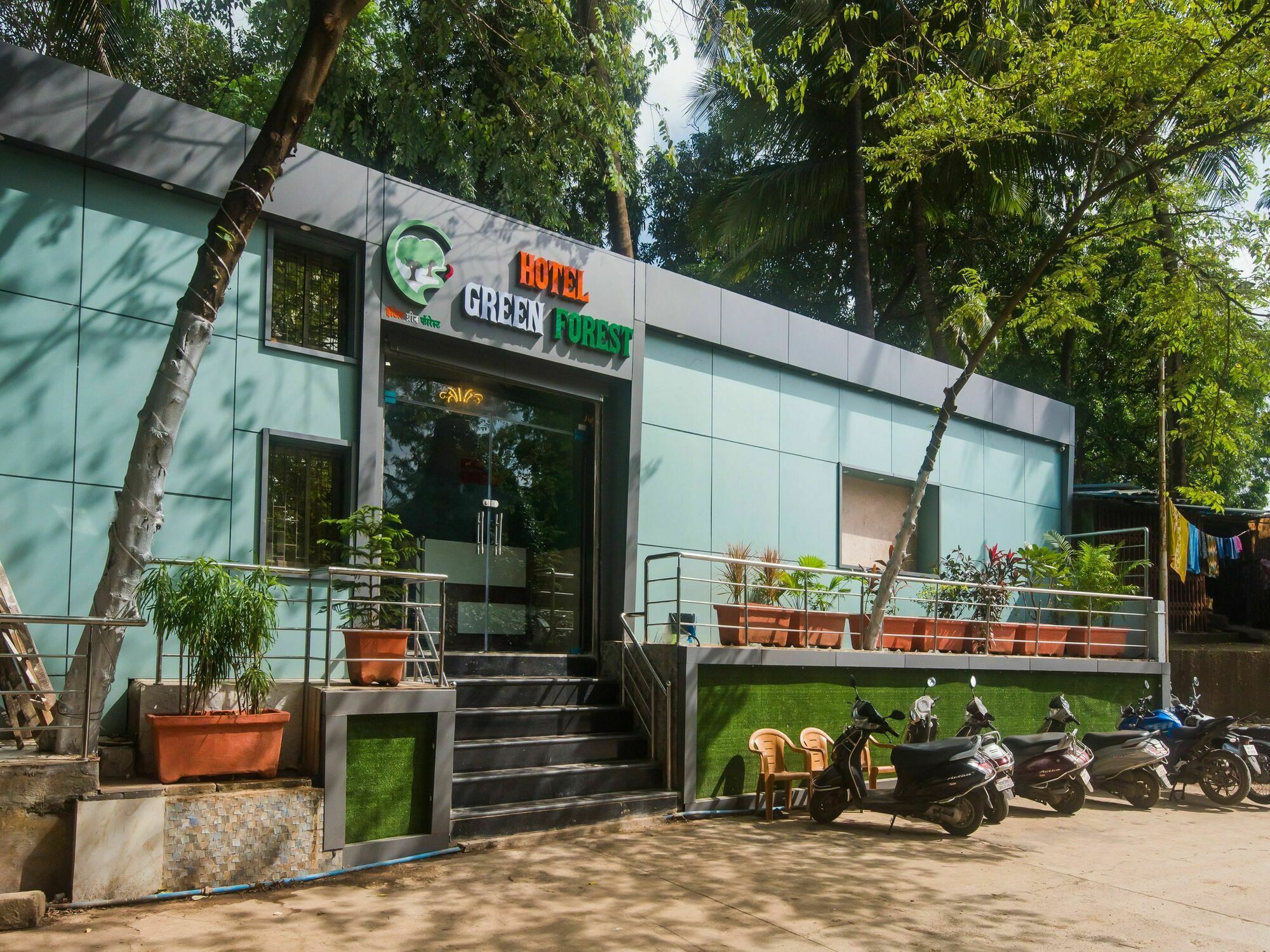Hotel O Greenforest Near Airport Road Metro Station Mumbai Exterior foto